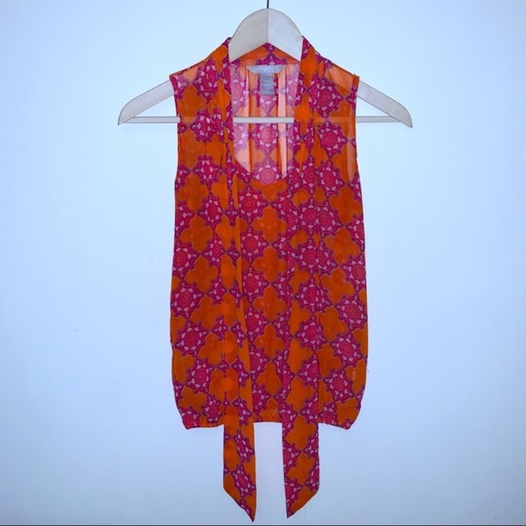 EUC Banana Republic Sleeveless Medallion Print Blouse - Picture 2 of 6